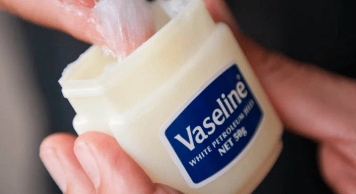 12 reasons why every woman should have a bottle of Vaseline